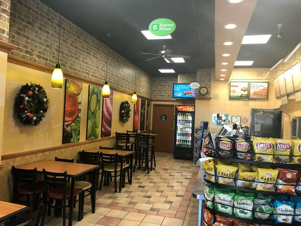 Subway Restaurants in 6412 Irvine Blvd, Irvine, CA 92620, USA