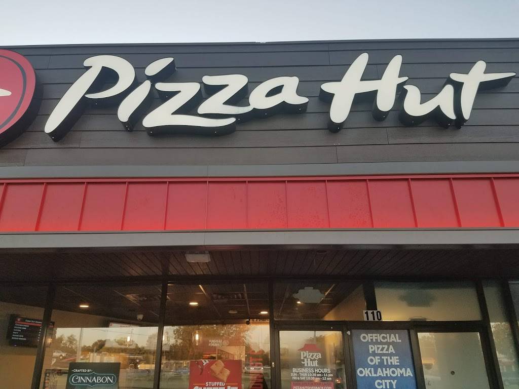 Pizza Hut | 2839 S Douglas Blvd #110, Midwest City, OK 73130, USA | Phone: (405) 732-5959