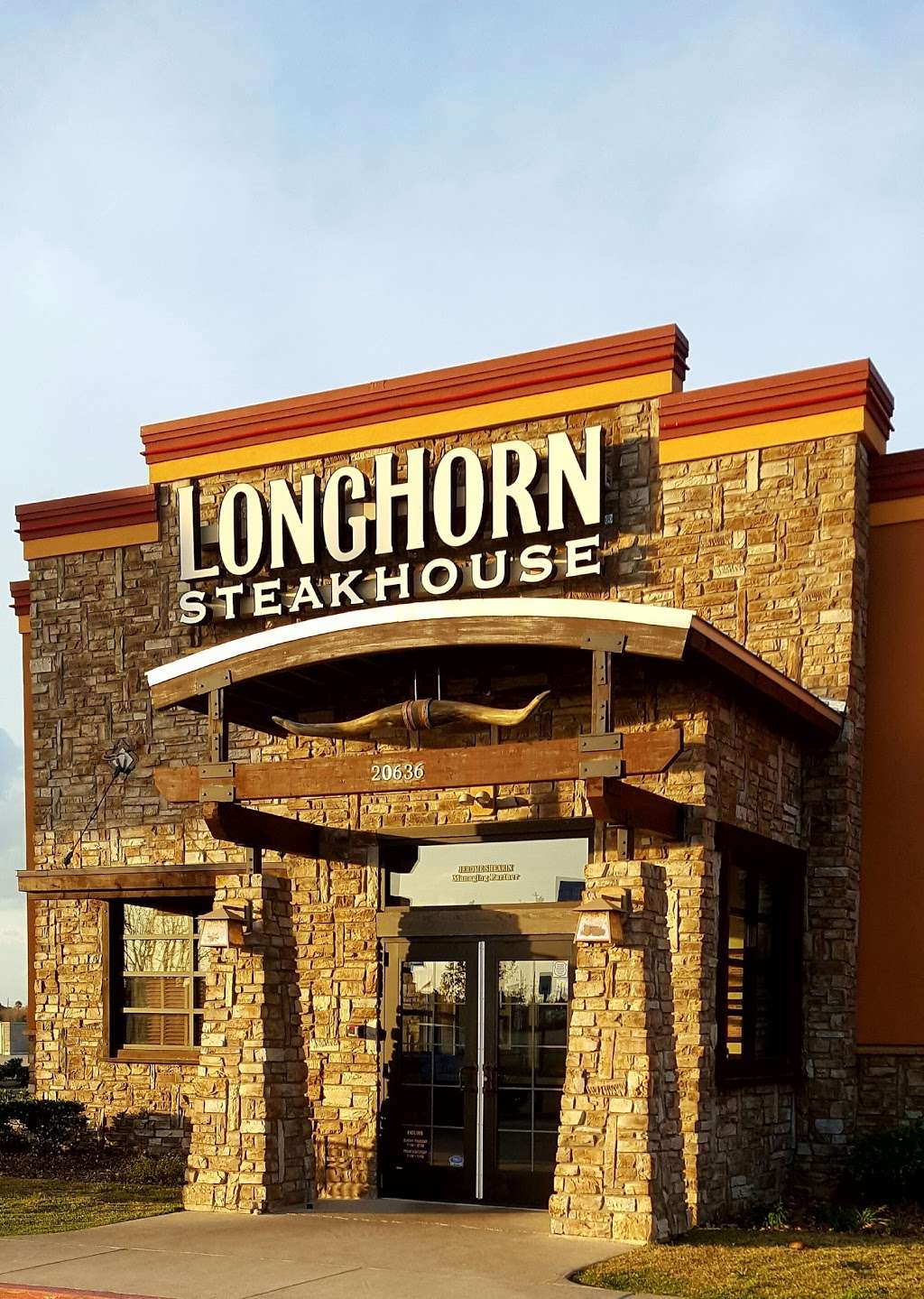 LongHorn Steakhouse | 20636 Katy Fwy, Katy, TX 77449, USA | Phone: (281) 398-4331