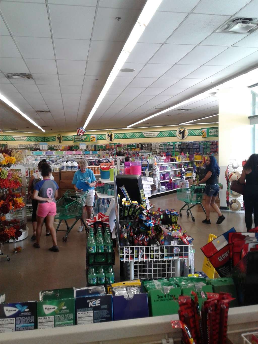 Dollar Tree | 11901 Shadow Creek Pkwy #121, Pearland, TX 77584, USA | Phone: (713) 436-7790