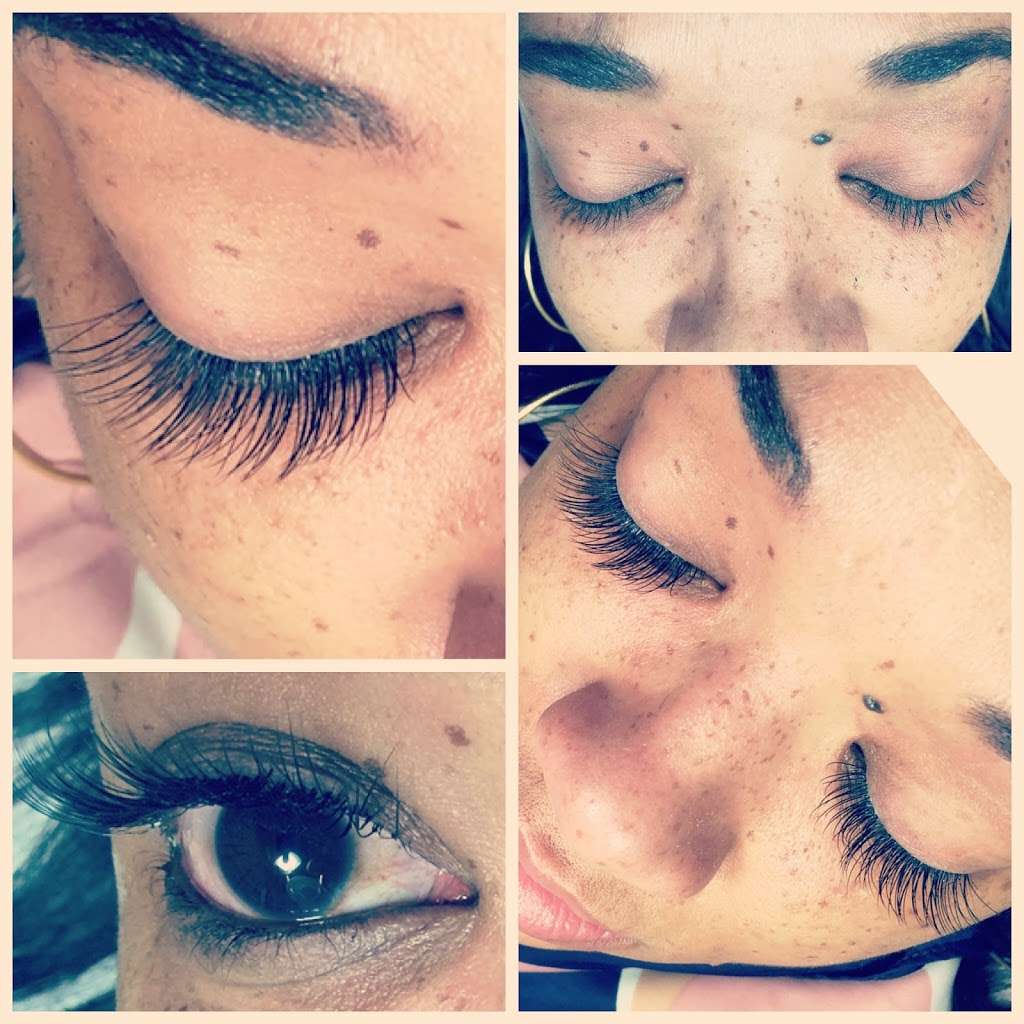 Strings Eyebrows Microblading and Lash Bar | 2805 Business Center Drive Inside HEB PLUS grocery store by the pharmacy Door We Are Not Nail Shop, Pearland, TX 77584, USA | Phone: (832) 576-2119