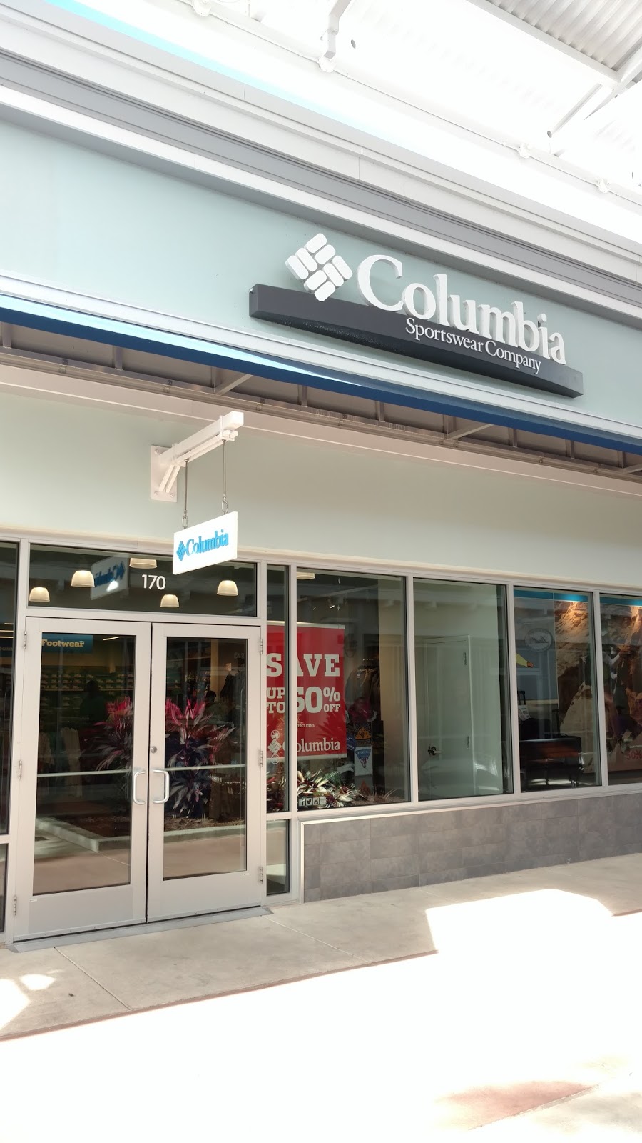 Columbia Factory Store | 2300 Grand Cypress Dr STE 170, Lutz, FL 33559, USA | Phone: (813) 261-4401