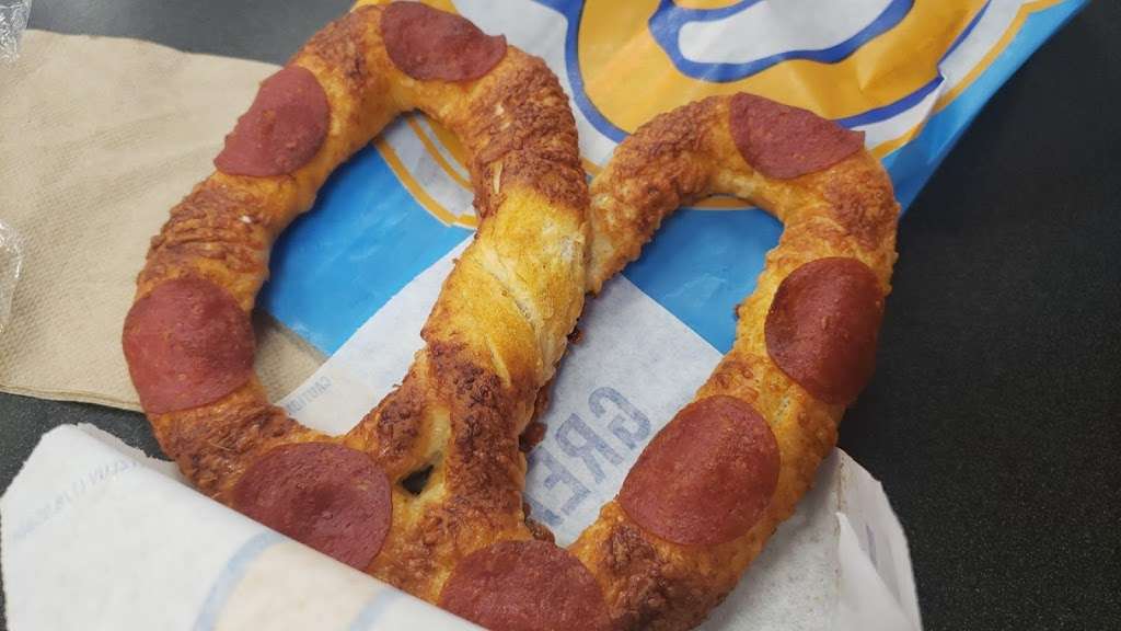 Auntie Annes | 3382 Murphy Canyon Rd, San Diego, CA 92123, USA | Phone: (858) 277-2599