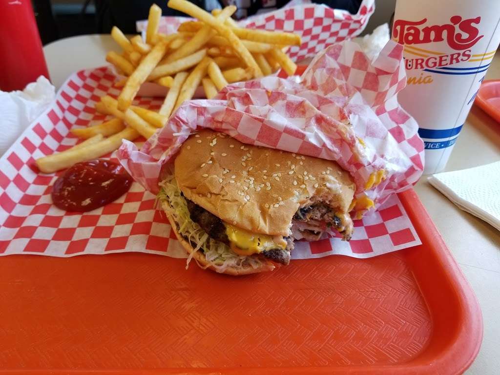 Tams Burgers | 14760 Bellflower Blvd, Bellflower, CA 90706, USA | Phone: (562) 925-5680
