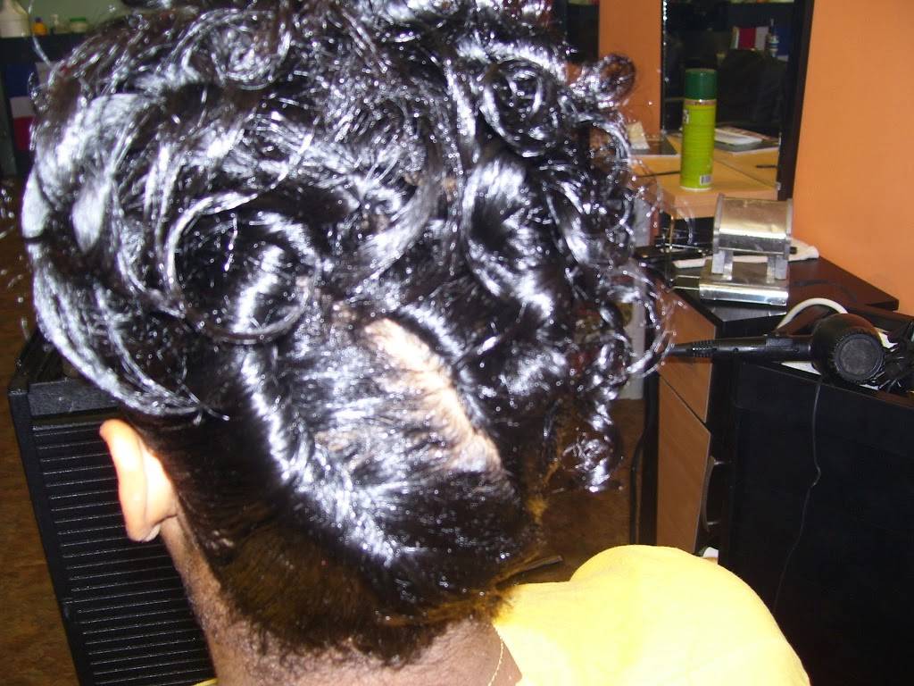 Elegante Beauty Center Unisex | 3838 George Washington Hwy, Portsmouth, VA 23702, USA | Phone: (757) 337-8476