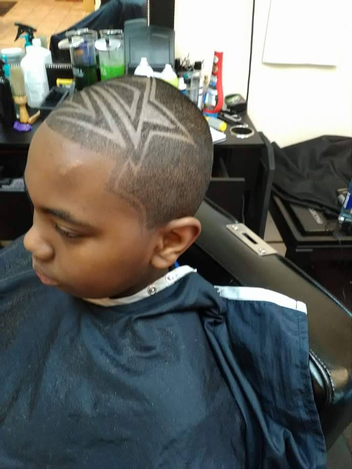 Chucks Barbershop | 2251 East 21st Street North suit#103, Wichita, KS 67214, USA | Phone: (316) 201-6192