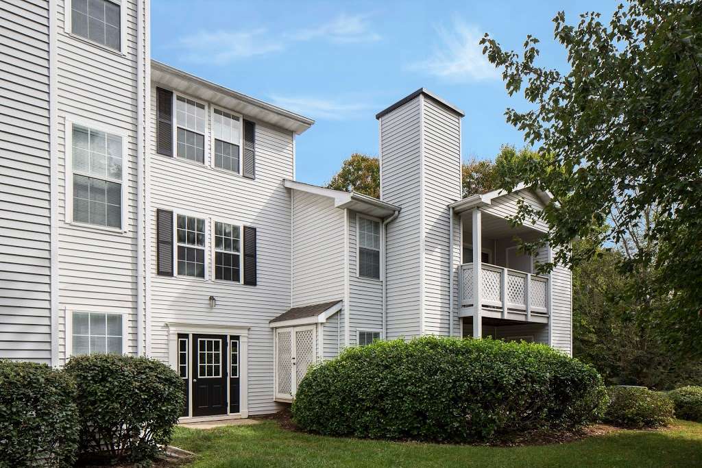 The Madison at Eden Brook Apartments | 7310 Eden Brook Dr, Columbia, MD 21046, USA | Phone: (410) 381-5511