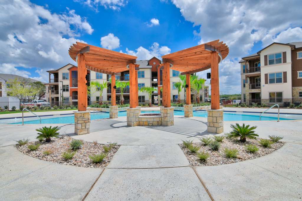 Azure Apartments | 14030 Farm to Market Rd 1560, San Antonio, TX 78023, USA | Phone: (210) 320-8400