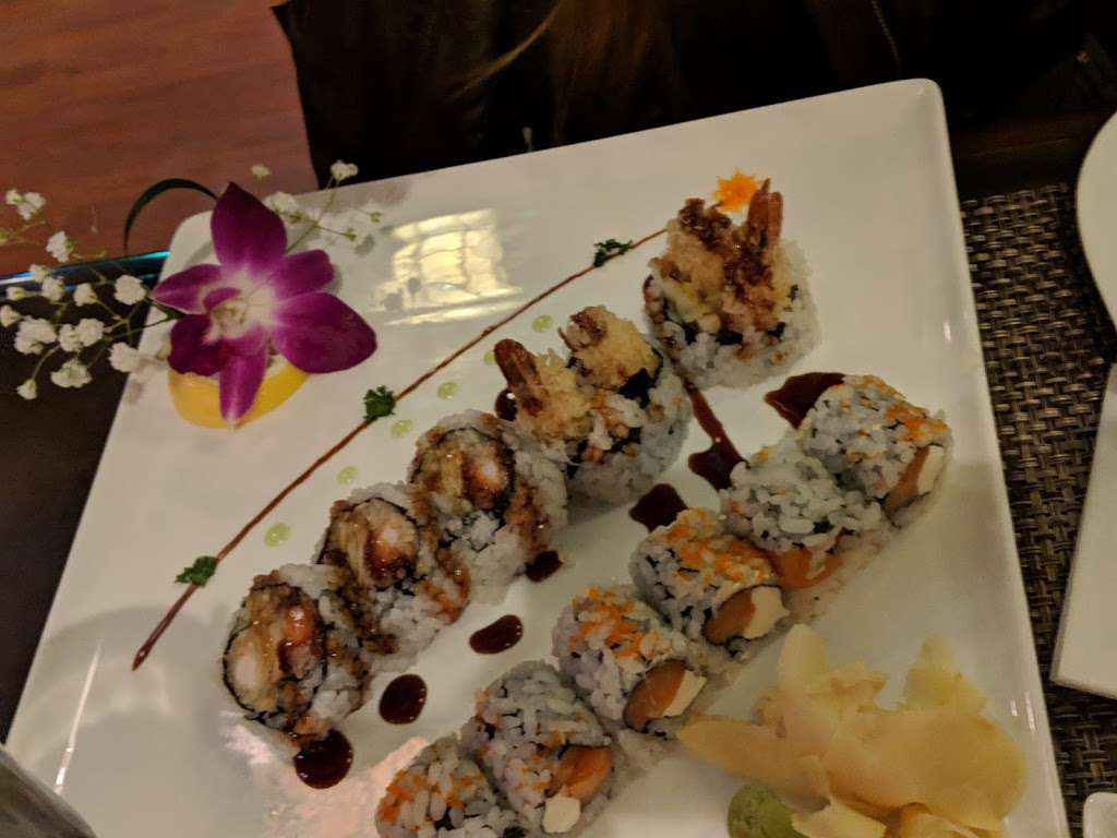 Sumo Hibachi & Sushi | 2016 Eisenhower Ave, Alexandria, VA 22314, USA | Phone: (703) 739-6699