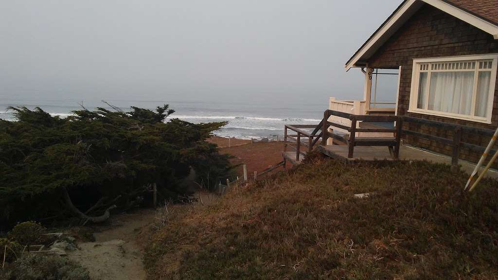 Dill n Thyme Beach Cottage | 25 Park Ave, Dillon Beach, CA 94929, USA | Phone: (415) 609-4041