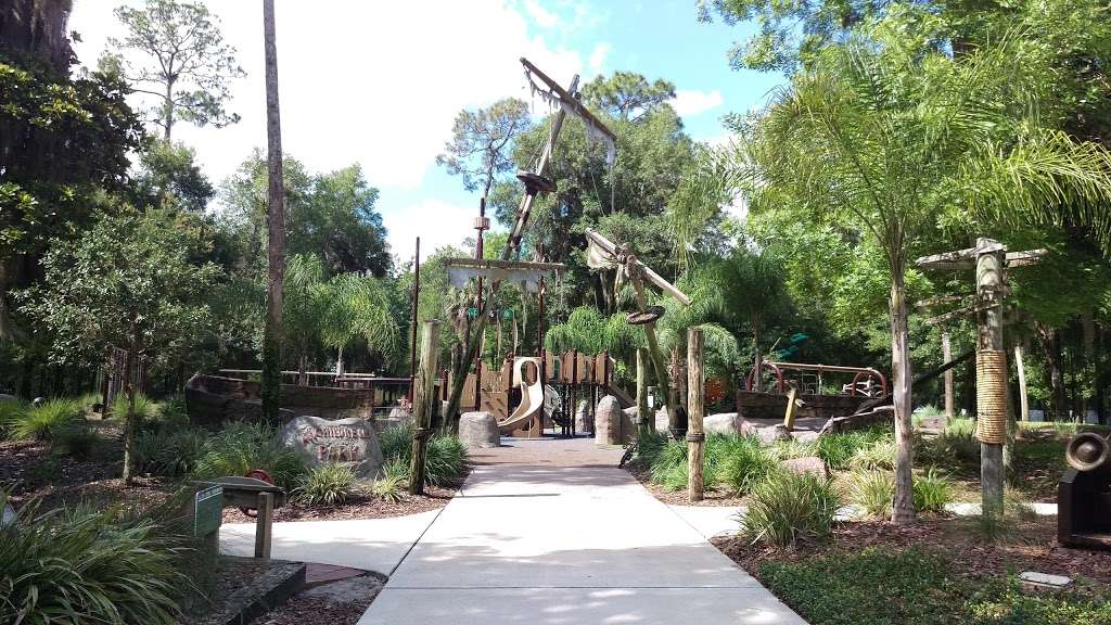 Seemore Memorial Park (Dog Park) | 6007 Spruce Creek Rd #6001, Port Orange, FL 32127, USA | Phone: (386) 509-5356