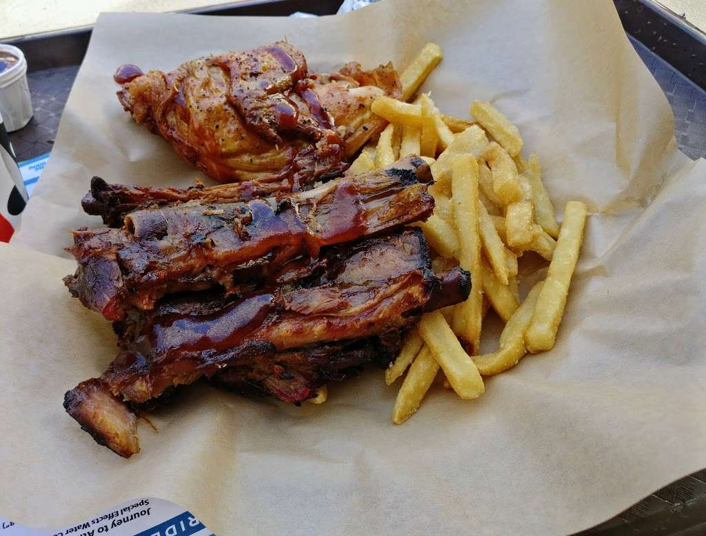 Calypso Bay Smokehouse | 500 Sea World Dr, San Diego, CA 92109, USA | Phone: (619) 222-4732