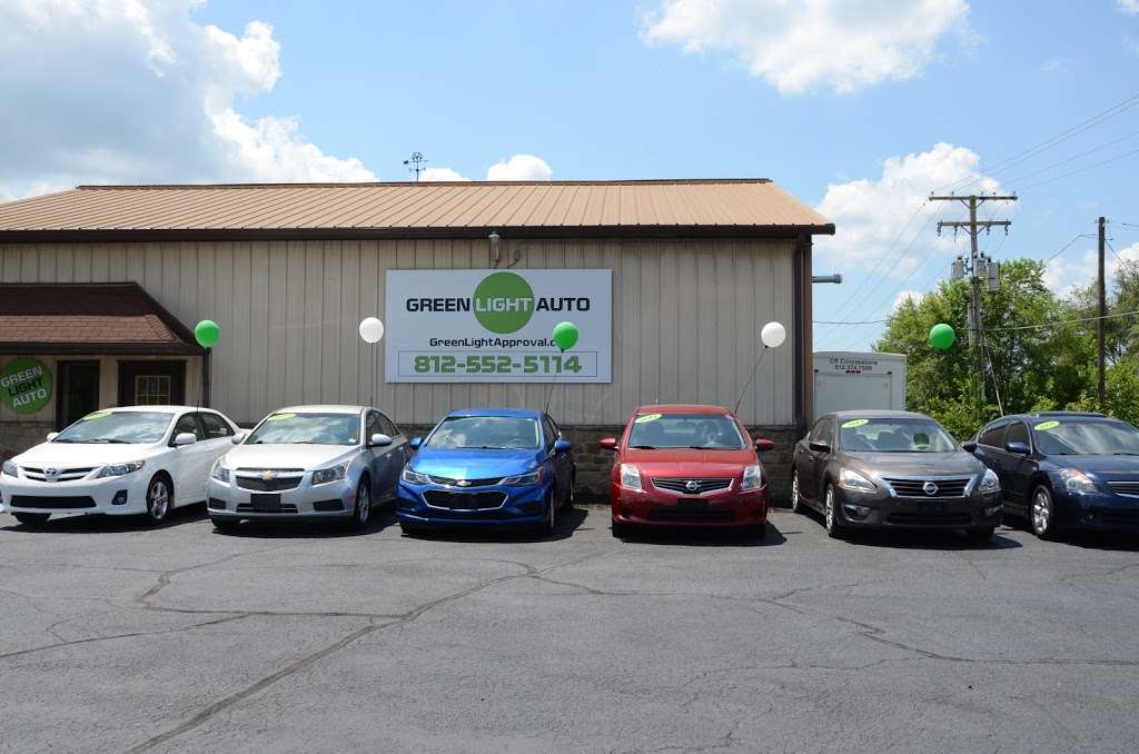 Green Light Auto | 770 Jonesville Rd suite c, Columbus, IN 47201, USA | Phone: (812) 552-5114