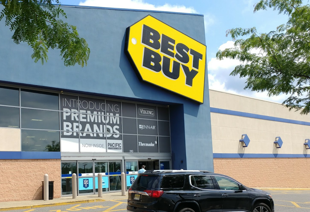 Best Buy | 310 Commerce Blvd, Fairless Hills, PA 19030, USA | Phone: (215) 949-3006