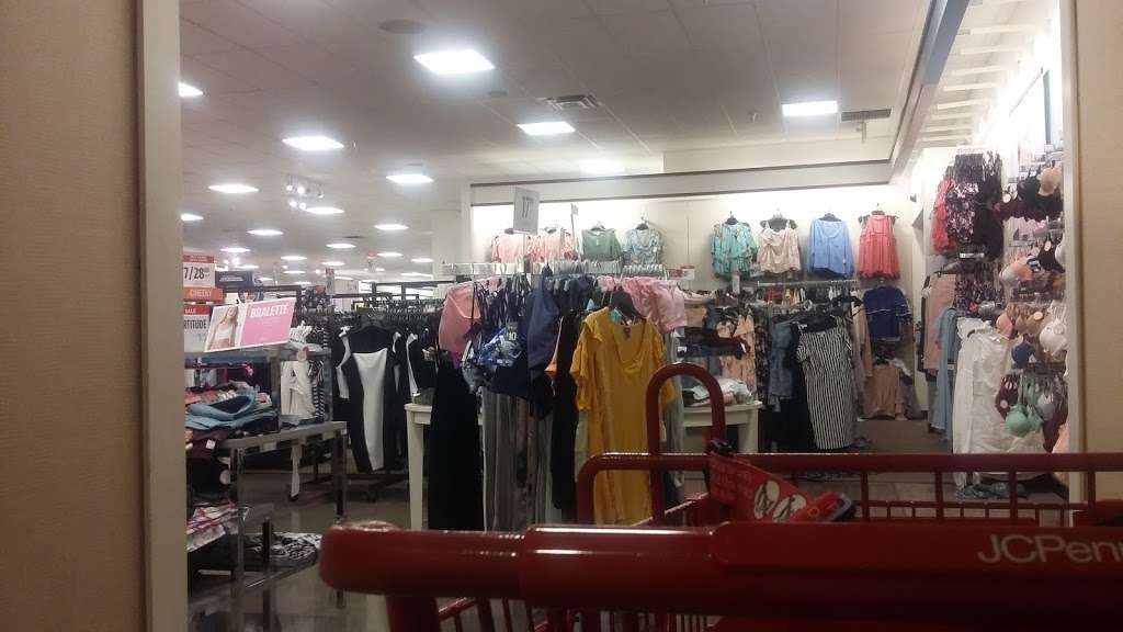 JCPenney | 8568 E 49th Ave, Denver, CO 80238, USA | Phone: (303) 576-6661