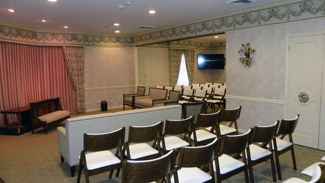 Krowicki Mccracken Funeral Home 2124 E St Georges Ave Linden Nj 07036 Usa