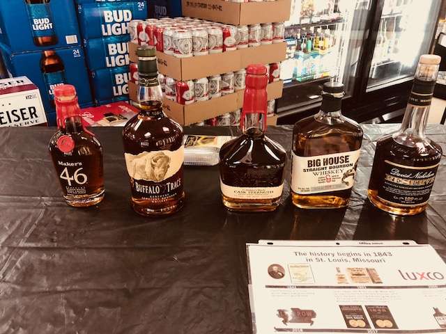 Plainfield Discount Liquors | 5975 Cambridge Way, Plainfield, IN 46168, USA | Phone: (317) 839-0304