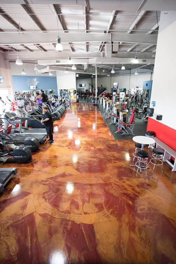 Body Evolution Fitness Center | 12155 Shadow Creek Pkwy #111, Pearland, TX 77584, USA | Phone: (713) 340-0001