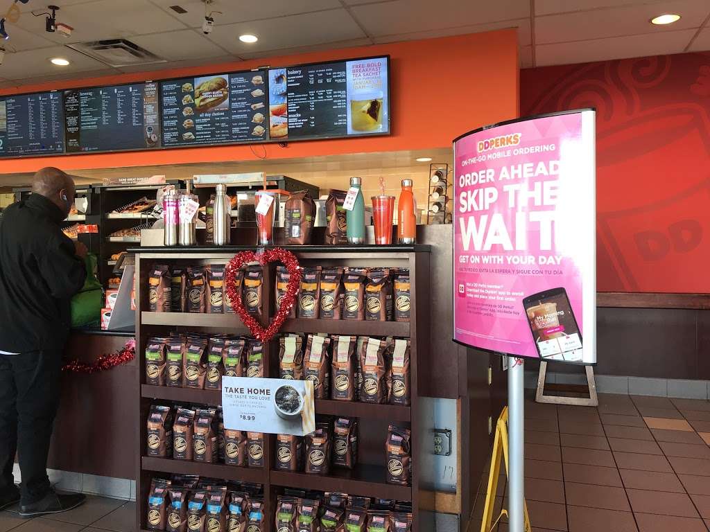 Dunkin Donuts | 1456 FL-7, Margate, FL 33063 | Phone: (954) 972-1205