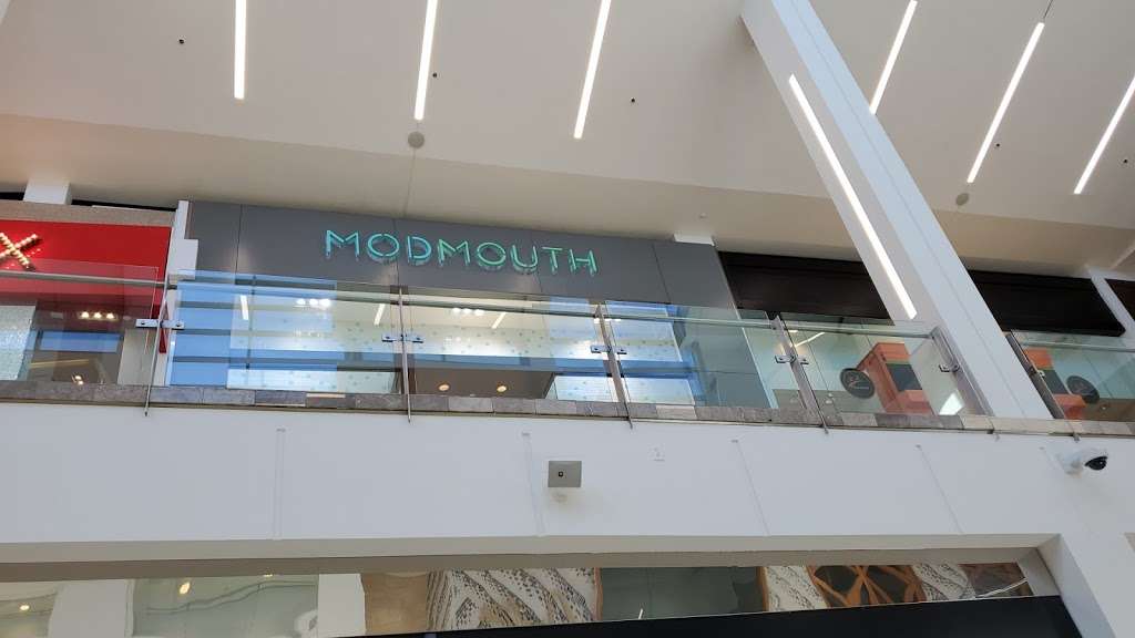 MODmouth Paramus | 1 Garden State Plaza Blvd, Paramus, NJ 07652, USA | Phone: (844) 663-6688