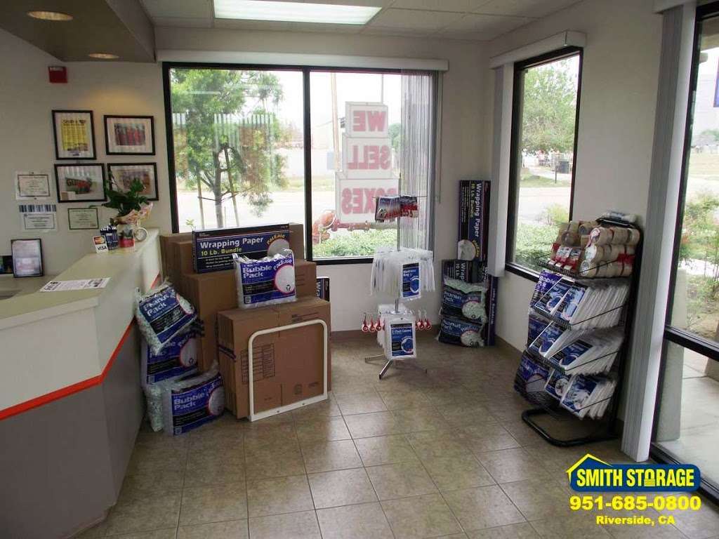 Smith Storage | 9356 Bellegrave Ave, Riverside, CA 92509 | Phone: (951) 685-0800