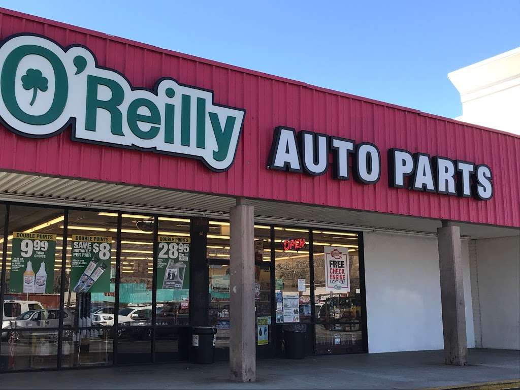 O'Reilly Auto Parts, 677 N Victory Blvd, Burbank, CA 91502, USA