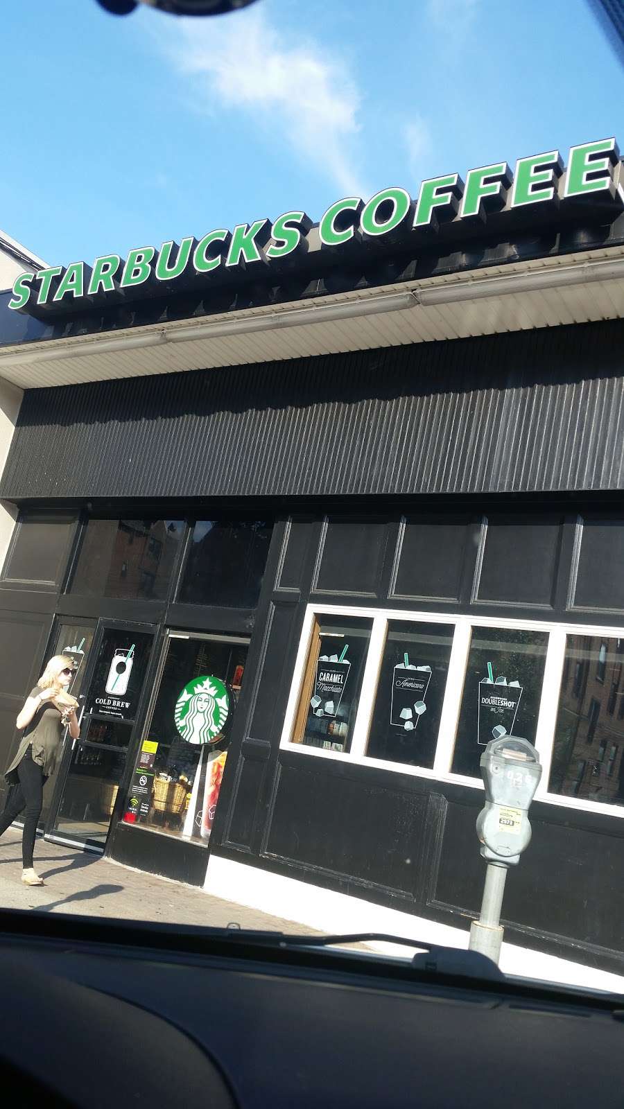 Starbucks | 841-851 Bronx River Rd, Yonkers, NY 10708, USA | Phone: (914) 237-3681