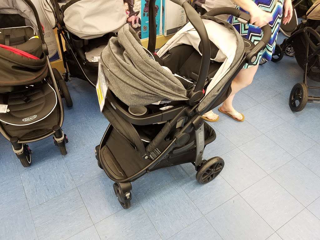 Ellisburg Circle Shopping Center | 22 NJ-70, Cherry Hill, NJ 08034, USA | Phone: (877) 265-7417