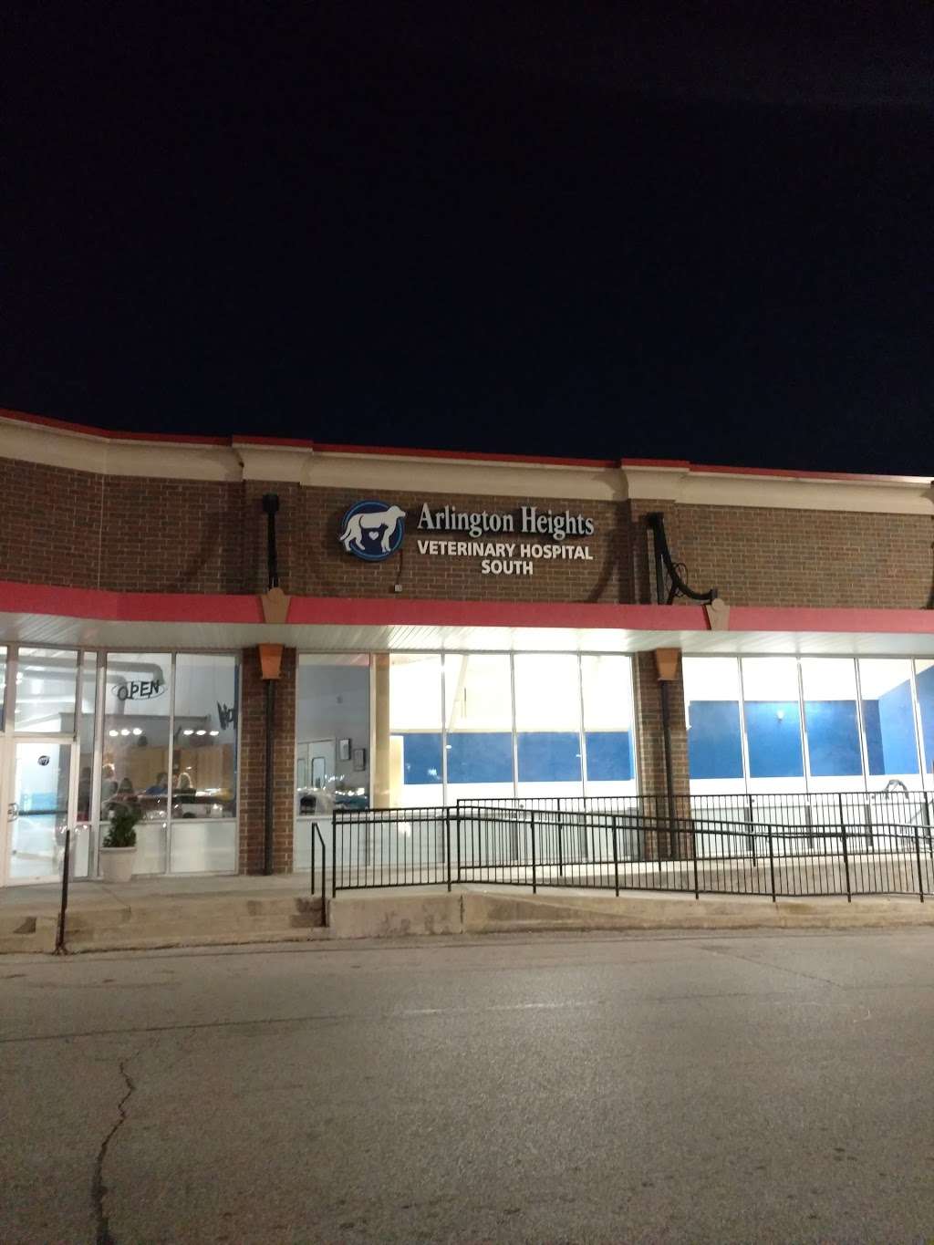 Arlington Heights Veterinary Hospital - South | 4019 S Old State Rd 37, Bloomington, IN 47401, USA | Phone: (812) 822-3774