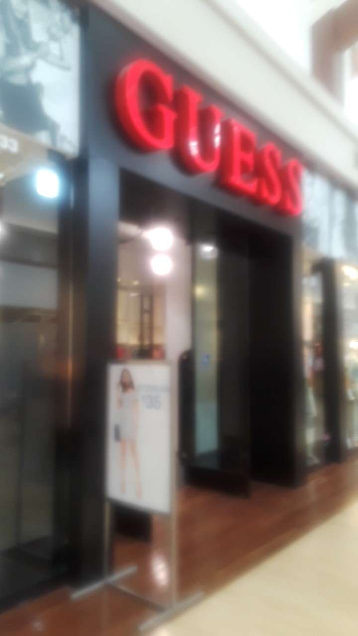 GUESS Factory | 6170 W Grand Ave #733, Gurnee, IL 60031, USA | Phone: (847) 855-1440