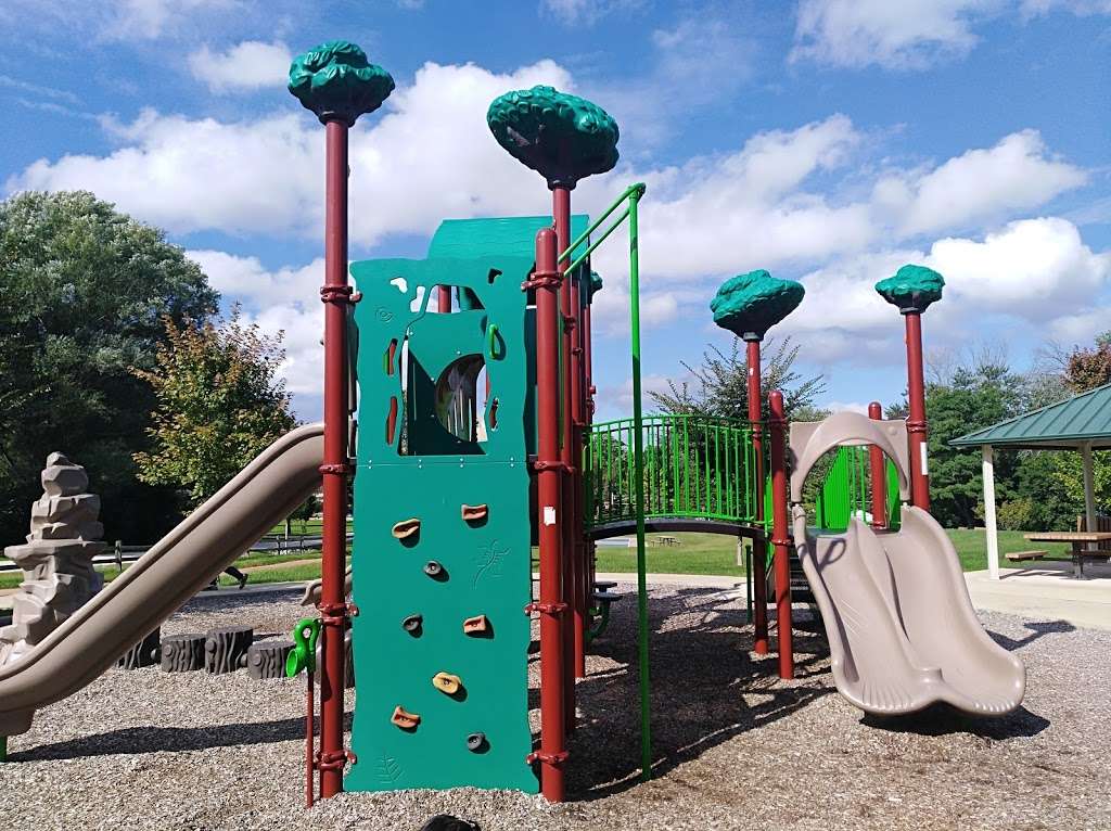 Shaw Park - Round Lake Area Park District | 35950 N Fairfield Rd, Round Lake, IL 60073, USA | Phone: (814) 546-8558