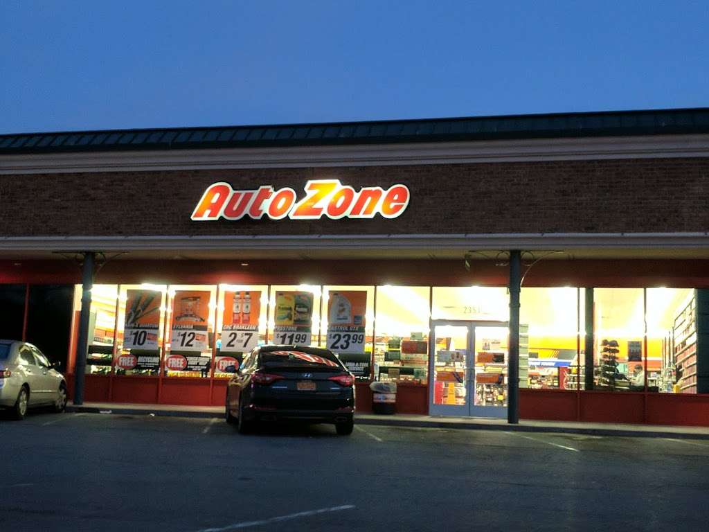 AutoZone Auto Parts | 2353 Richmond Ave, Staten Island, NY 10314, USA | Phone: (718) 983-3712