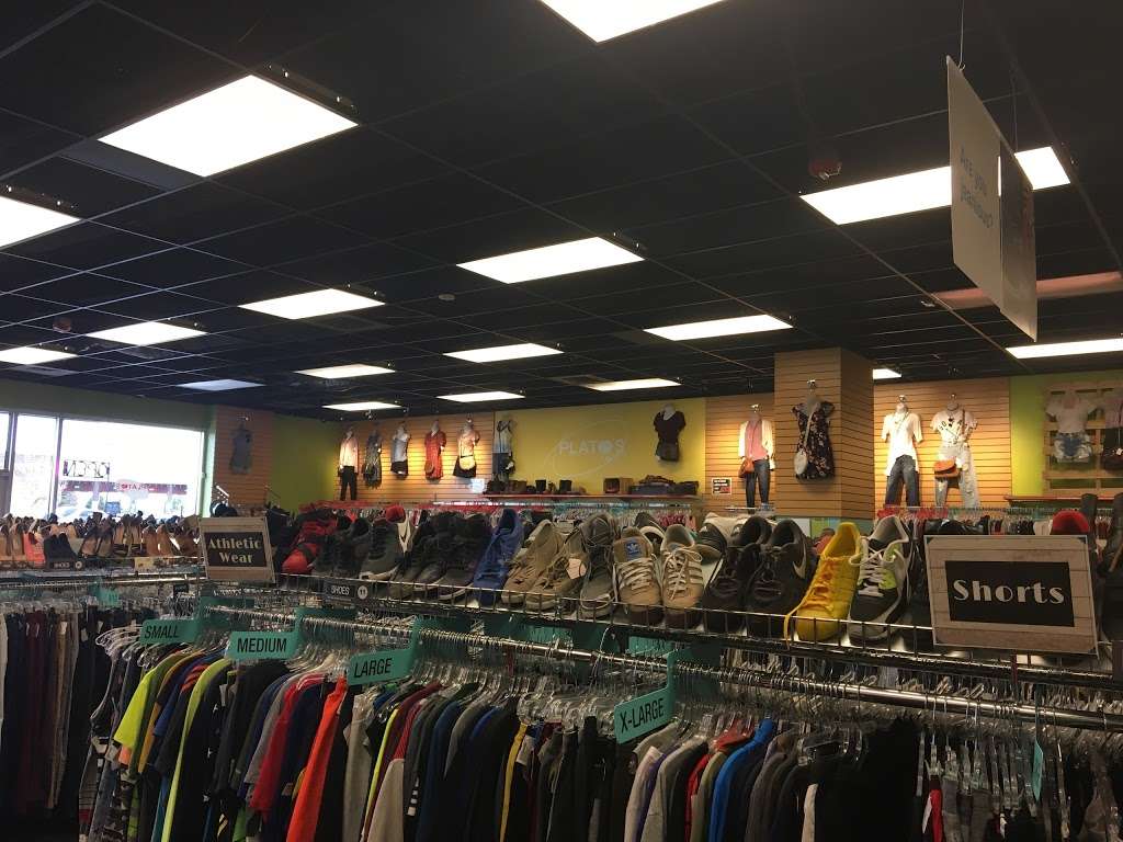 Platos Closet | 24300 E Smoky Hill Rd, Aurora, CO 80016, USA | Phone: (303) 699-5337