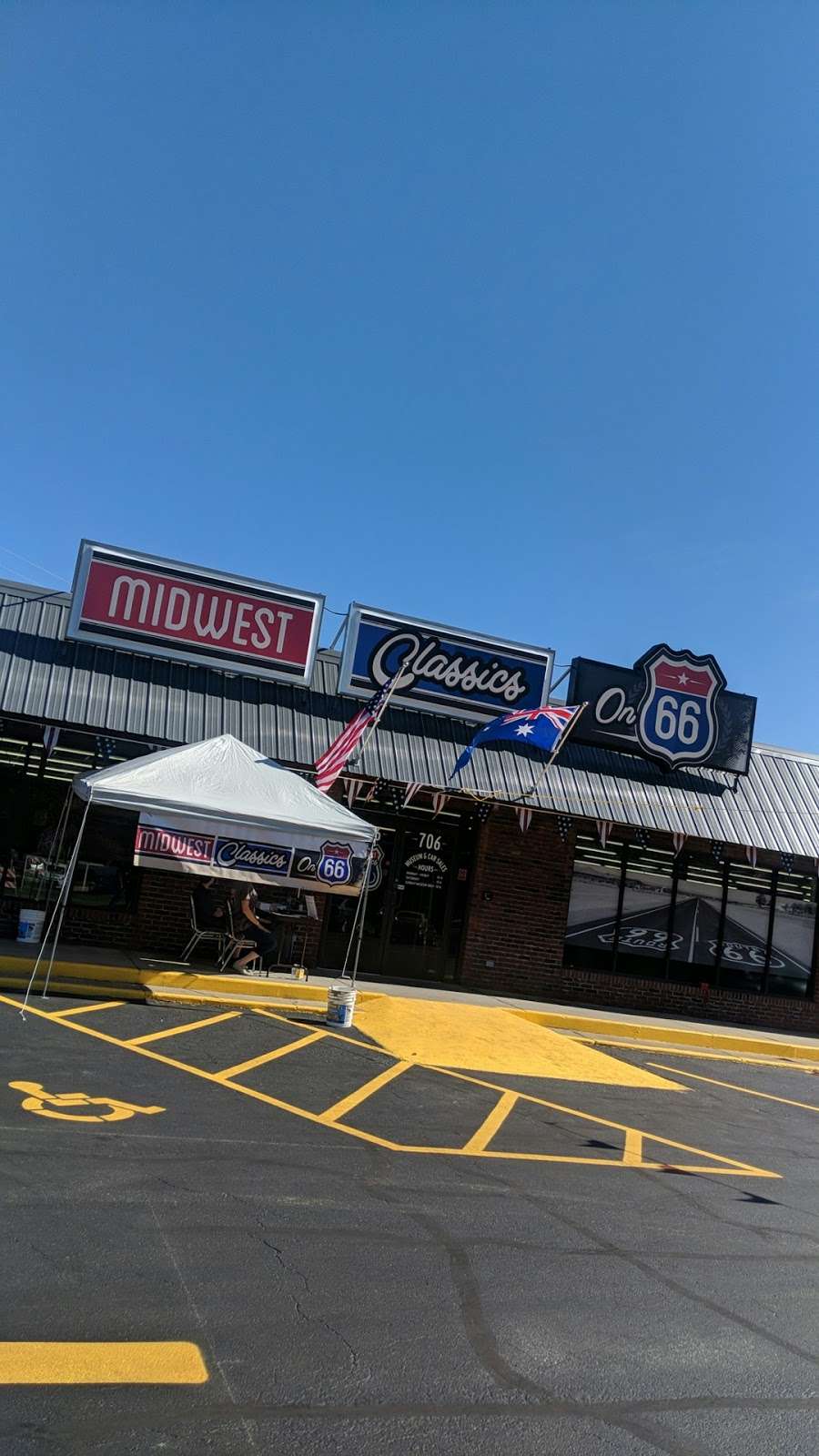 Midwest Classics On 66 | 706 W Baltimore St, Wilmington, IL 60481, USA | Phone: (815) 926-2542