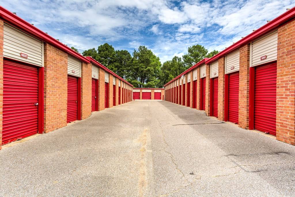 Devon Self Storage | 6140 E Shelby Dr, Memphis, TN 38141, USA | Phone: (901) 236-0575