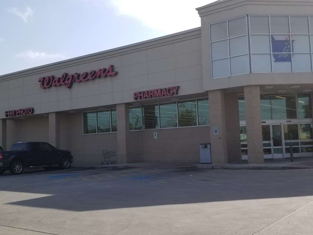 Walgreens | 6600 Airline Dr, Houston, TX 77076, USA | Phone: (713) 699-5157