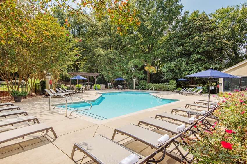 Arbor Village Apartments | 839 Scaleybark Rd, Charlotte, NC 28209 | Phone: (704) 527-8186