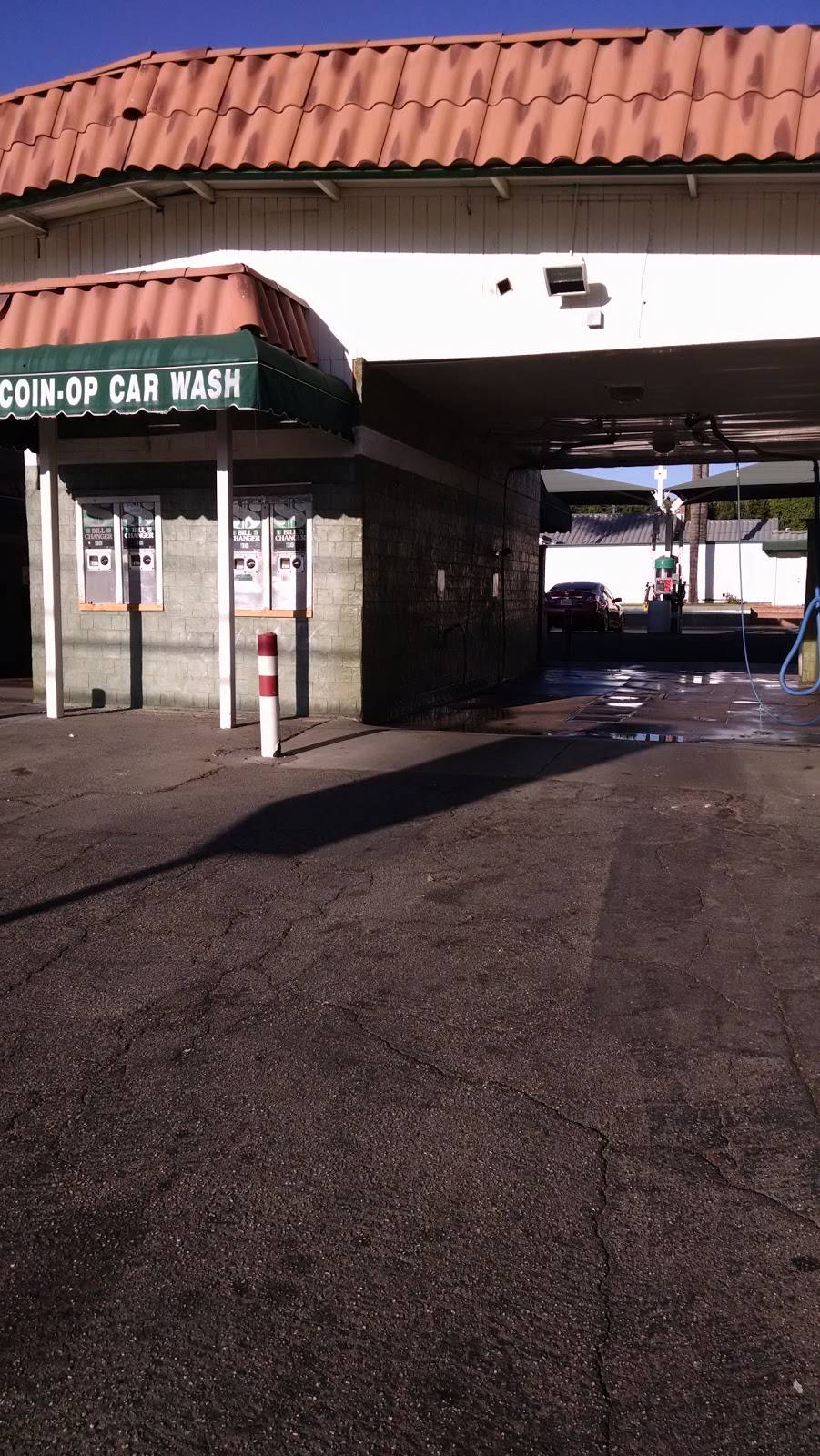 Dennys Car Wash | 10125 Balboa Blvd, Northridge, CA 91325, USA | Phone: (818) 701-5242