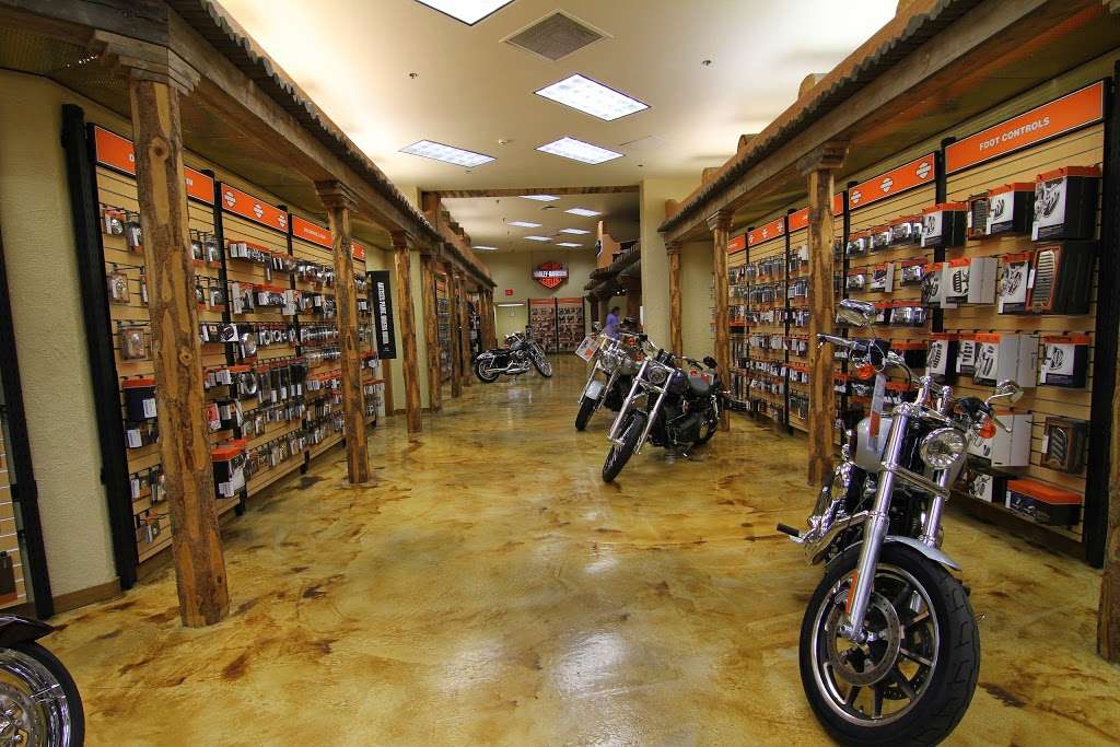 Desert Wind Harley-Davidson | 922 S Country Club Dr, Mesa, AZ 85210, USA | Phone: (480) 894-0404