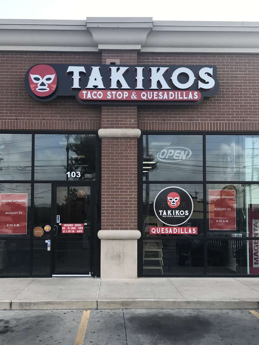 Takikos Taco Stop | 7444 W Military Dr, San Antonio, TX 78227, USA | Phone: (210) 465-7432