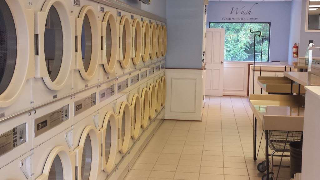 The Wash Factory Laundromat | 1334 West Chester Pike, West Chester, PA 19382, USA | Phone: (610) 436-9274