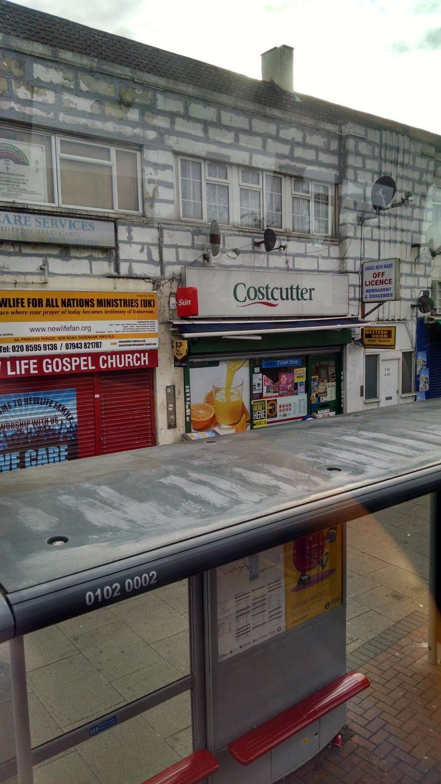 Costcutter | 7 Princess Parade, New Road, Dagenham RM10 9LS, UK | Phone: 020 8592 9132