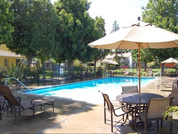 Citrus Grove Apartments | 1230 E Lugonia Ave, Redlands, CA 92374, USA | Phone: (909) 798-0011