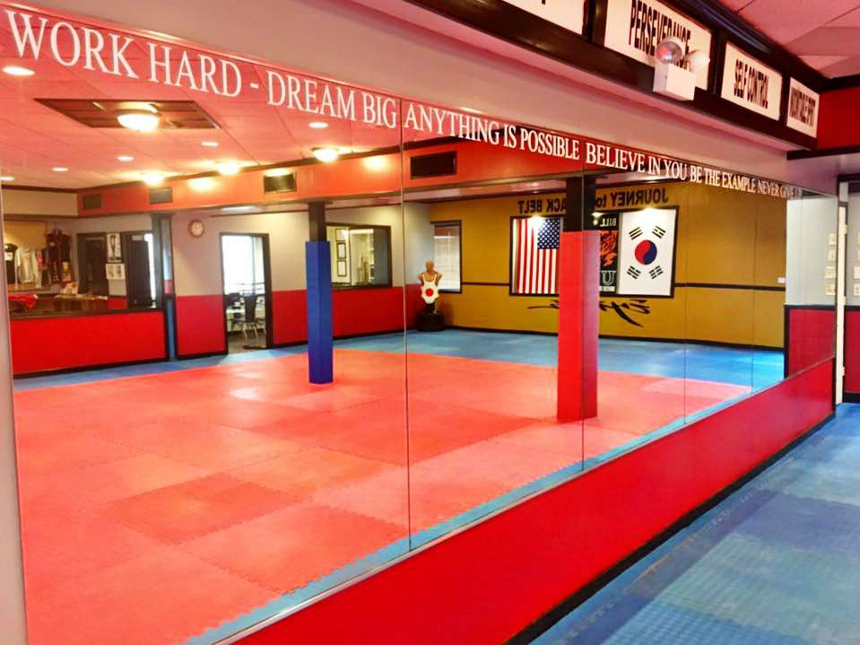 Bill Chos United Taekwondo Center | 1598 Dekalb Ave, Sycamore, IL 60178, USA | Phone: (815) 895-2008