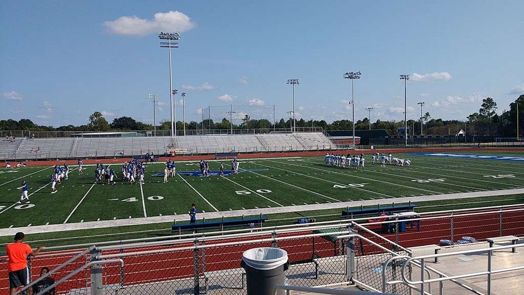 Henry Winston Stadium | 702 Greenbriar Ave, Friendswood, TX 77546, USA | Phone: (281) 482-3413