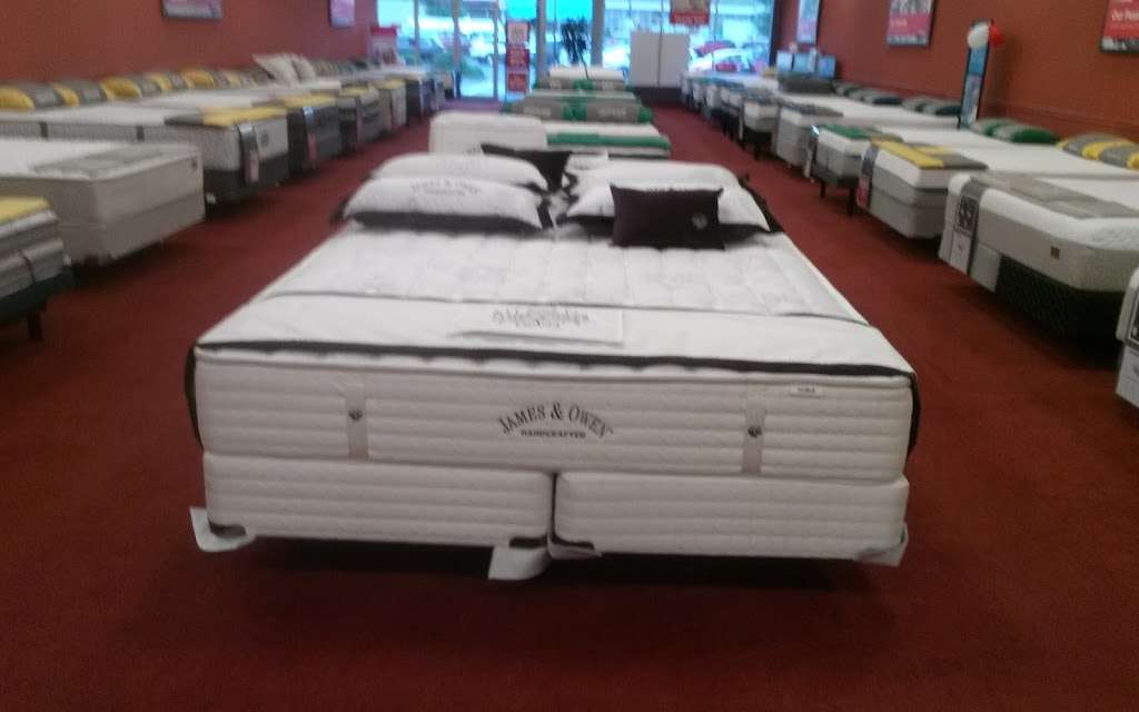 Mattress Firm Ramsey | 105 Interstate Shop Center, Ramsey, NJ 07446, USA | Phone: (201) 327-2651