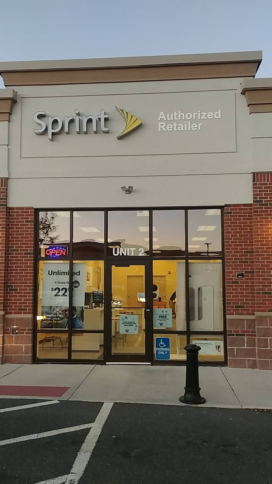 Sprint Store | 652 Lafayette Rd Unit 2, Seabrook, NH 03874 | Phone: (603) 474-9300