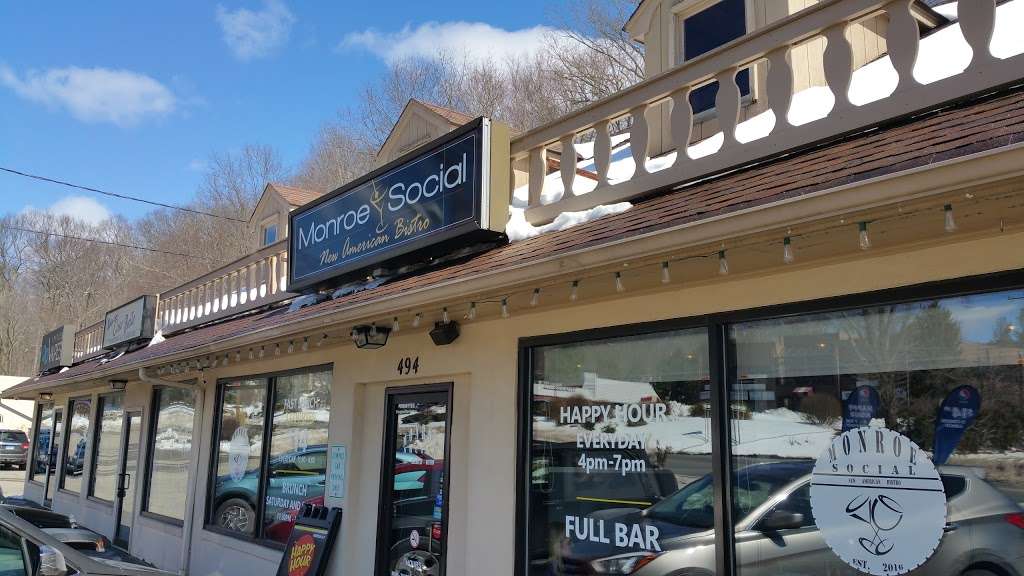 Monroe Social | 494 Main St, Monroe, CT 06468 | Phone: (203) 590-3450