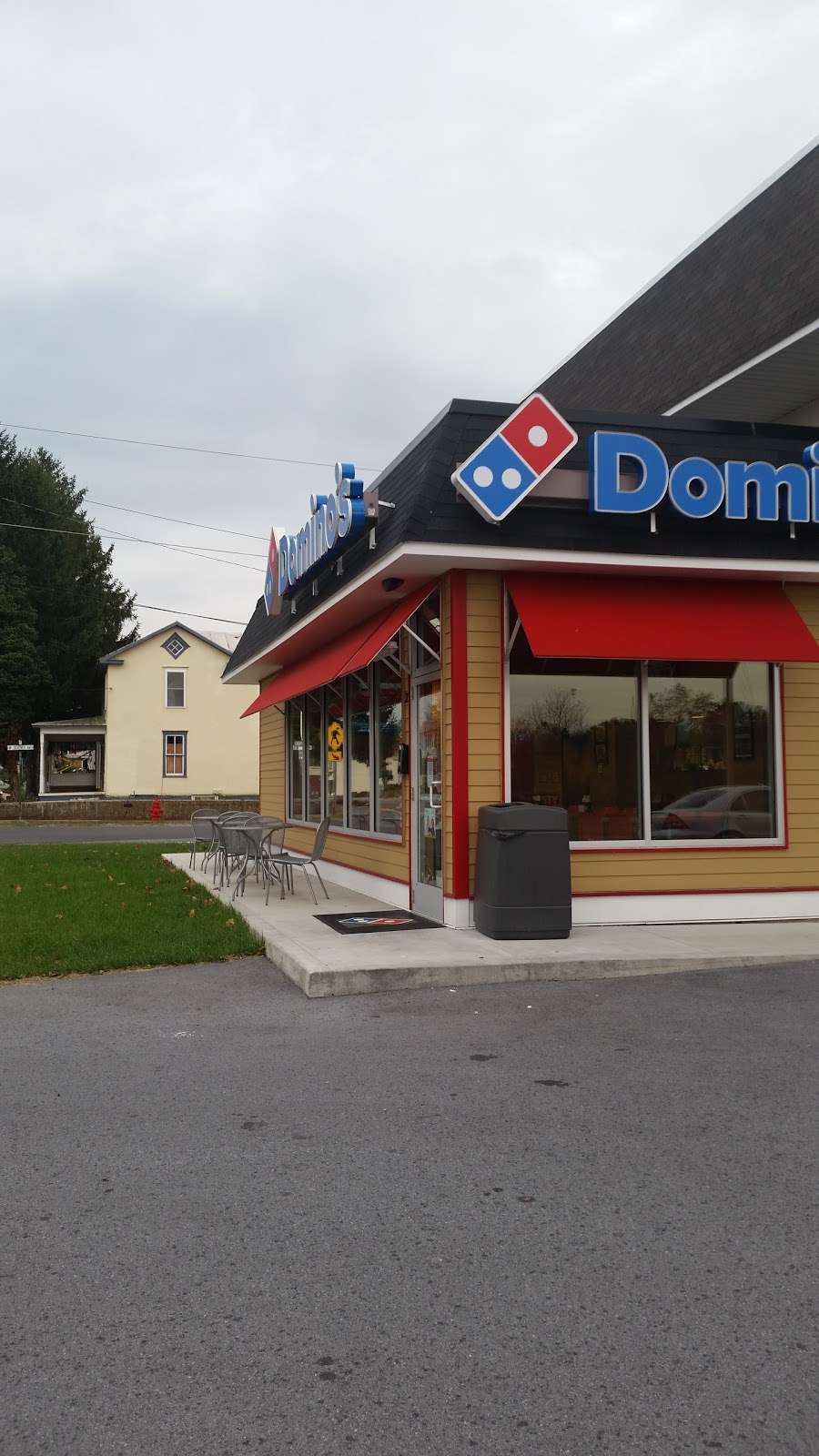 Dominos Pizza | 201 N Mildred St, Ranson, WV 25438, USA | Phone: (304) 725-2095