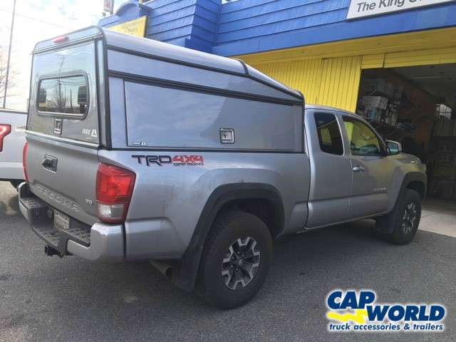 Salem Cap World Truck Accessories | 442 South Broadway Rt. 28S, Salem, NH 03079, USA | Phone: (603) 890-1190